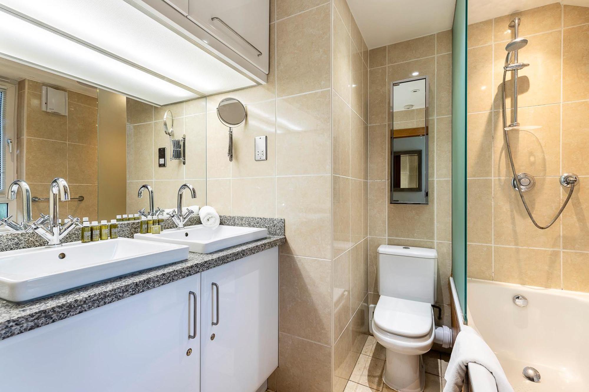 Tower Bridge 2br For 6 With Terrace * London