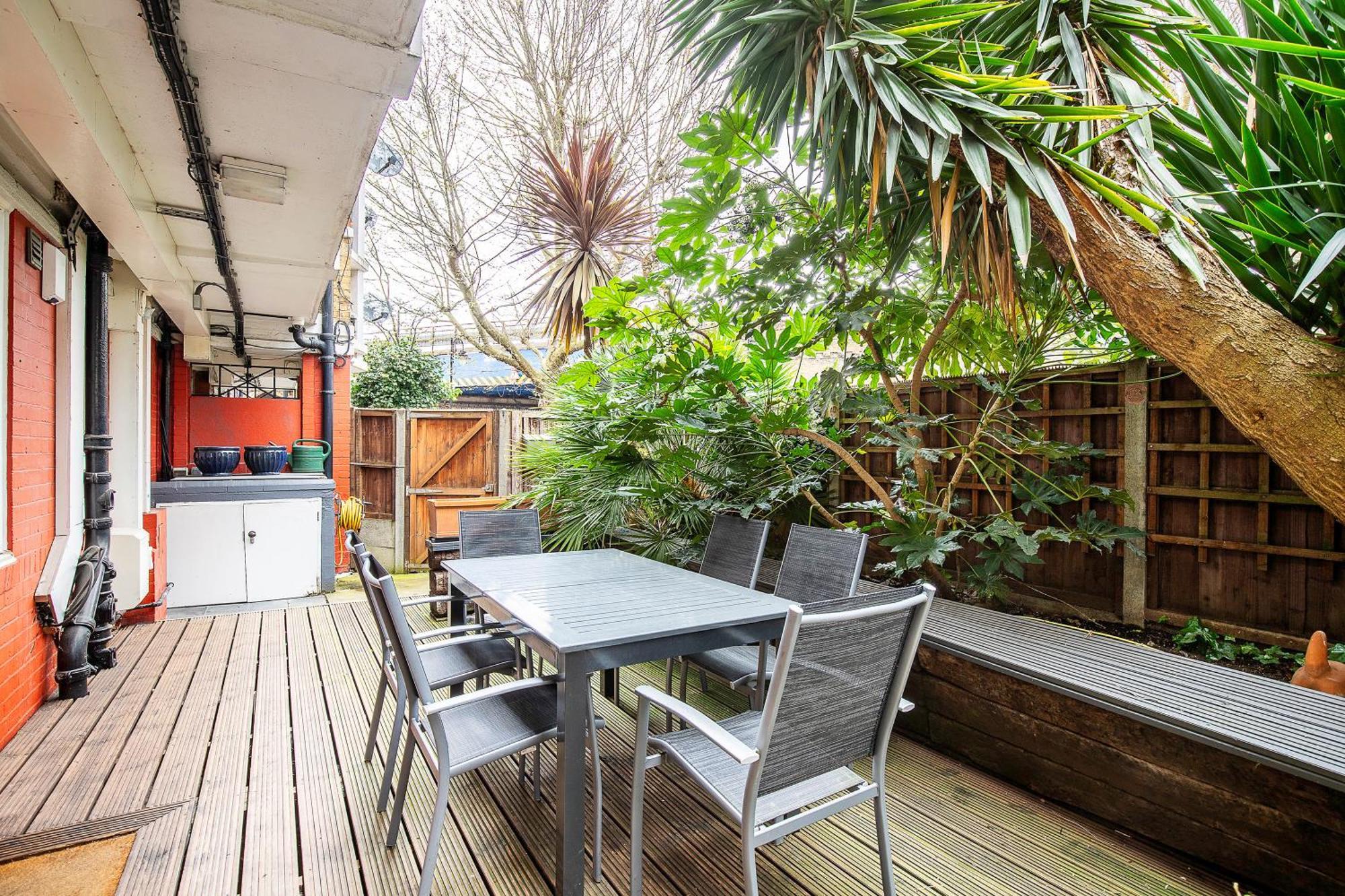 Tower Bridge 2br For 6 With Terrace